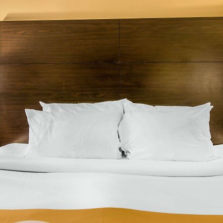 Quality Inn & Suites Houghton Luaran gambar