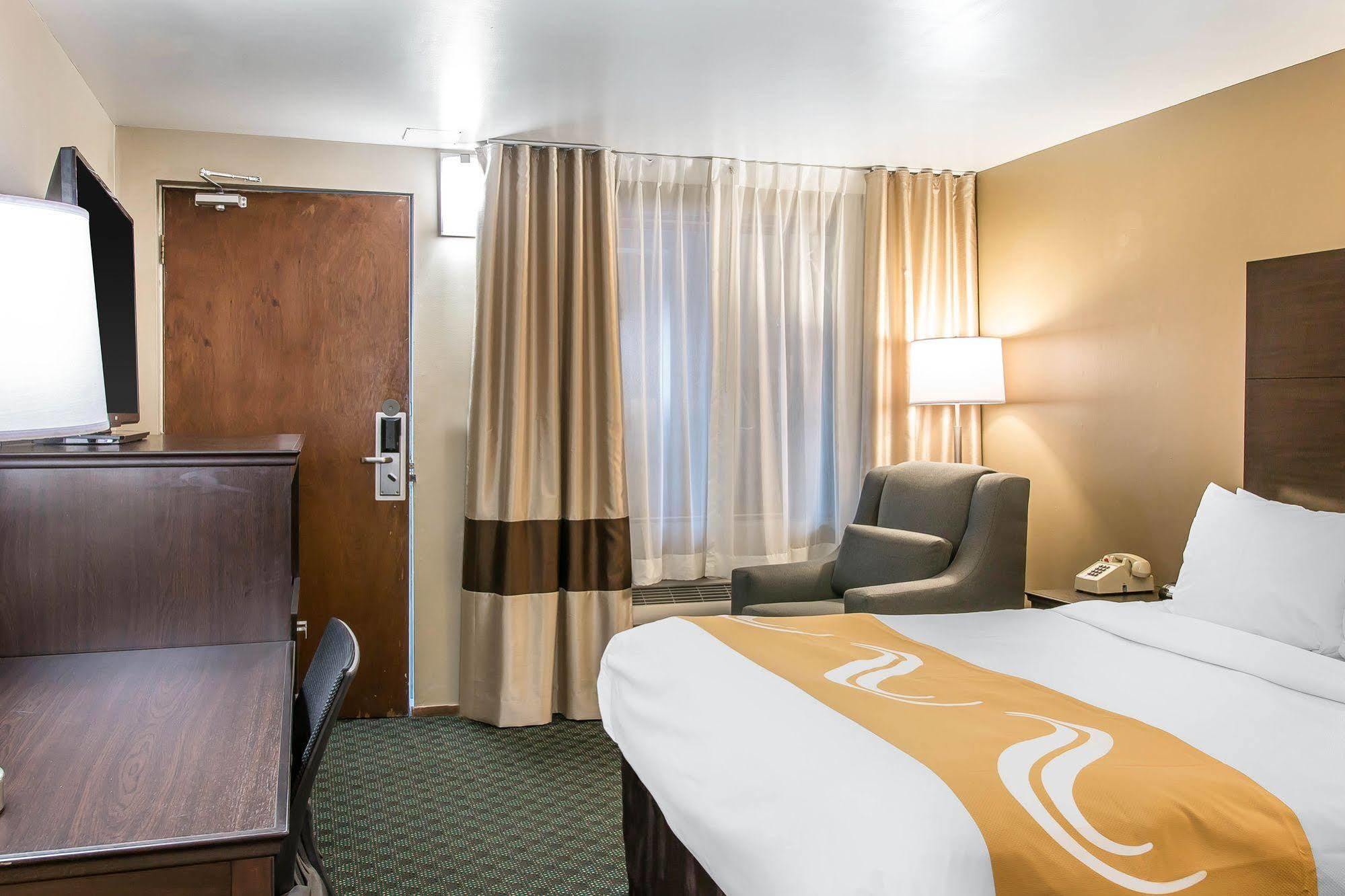Quality Inn & Suites Houghton Luaran gambar